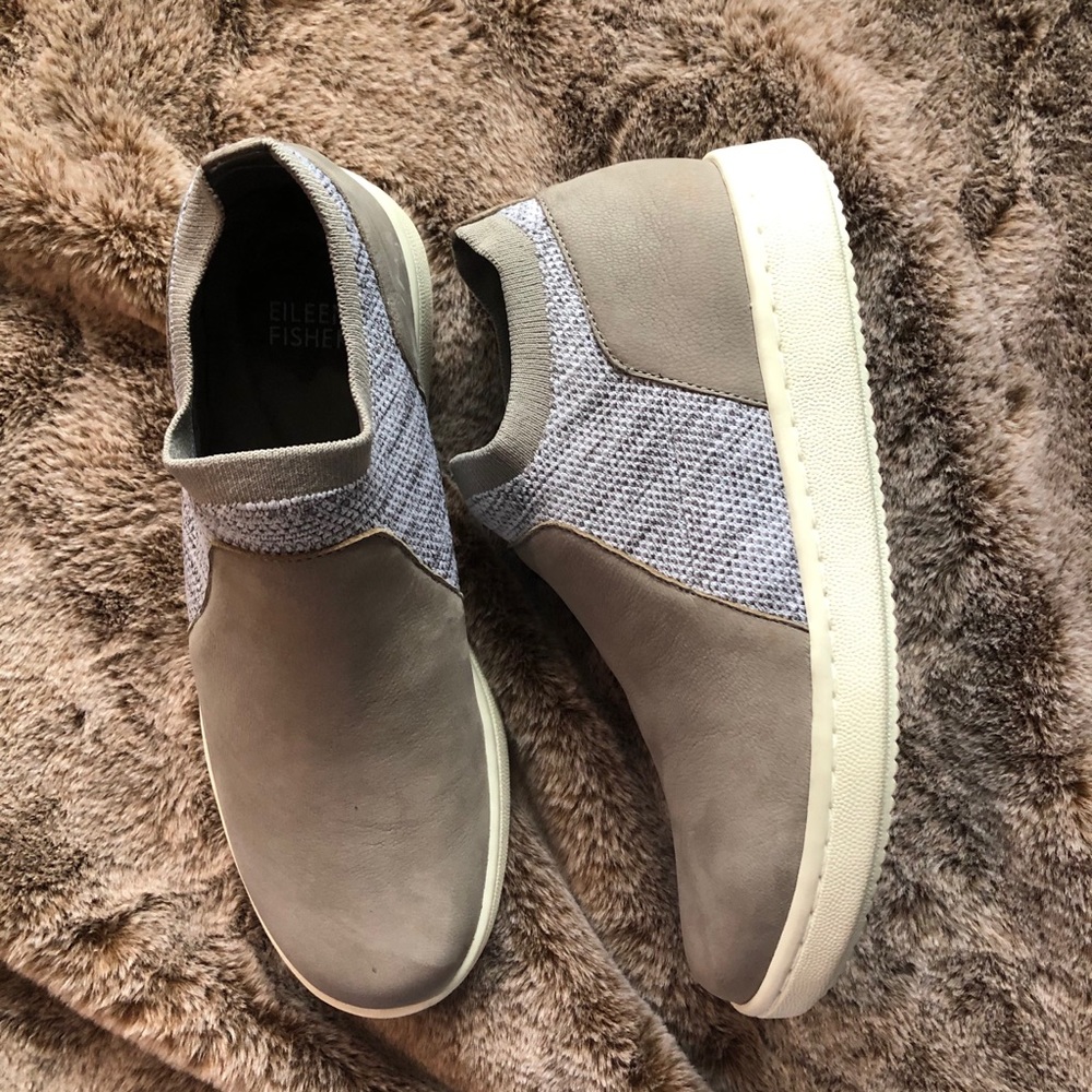 NWOB EILEEN FISHER SLIP ON HIGH TOP